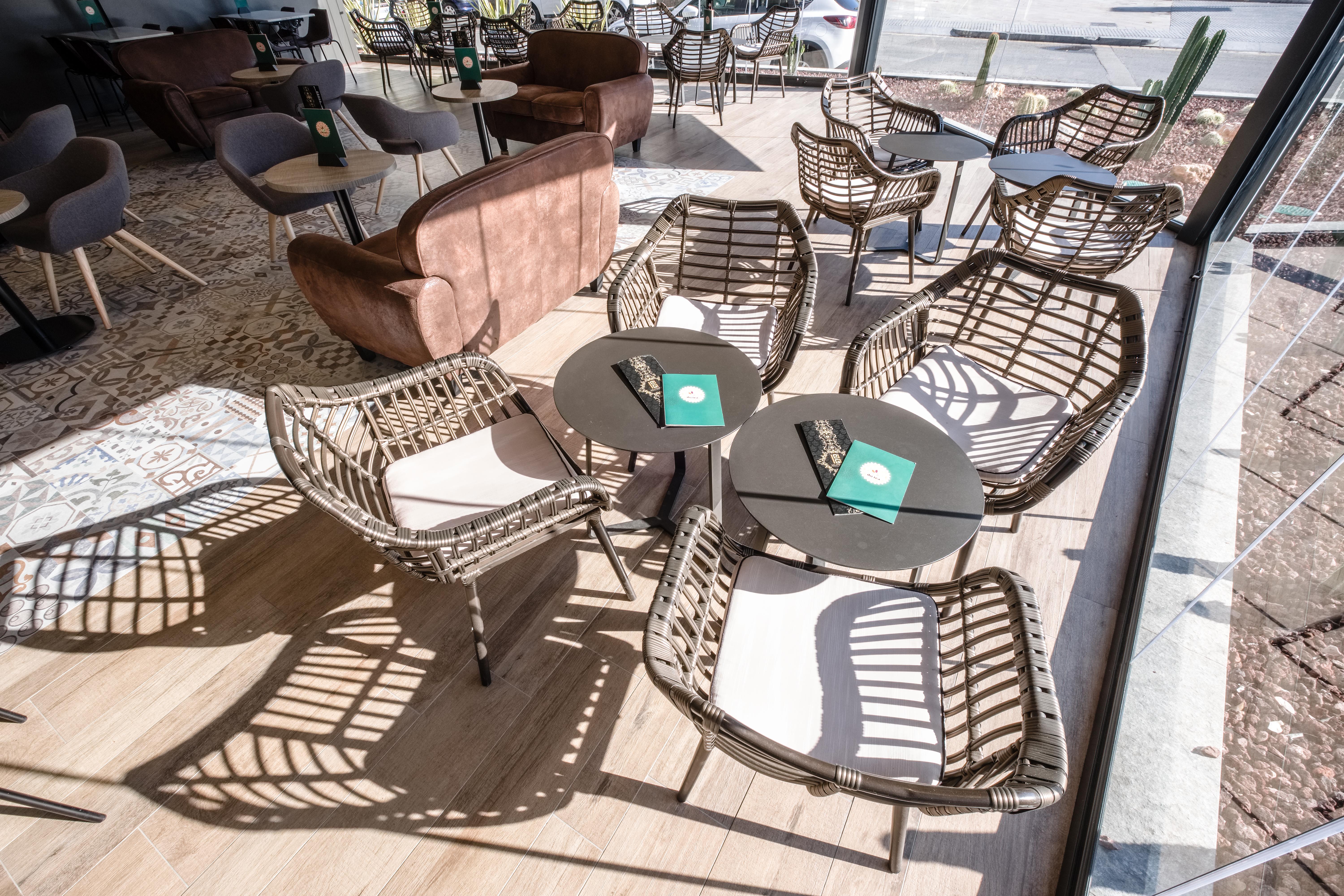California Apartments Салоу Экстерьер фото
